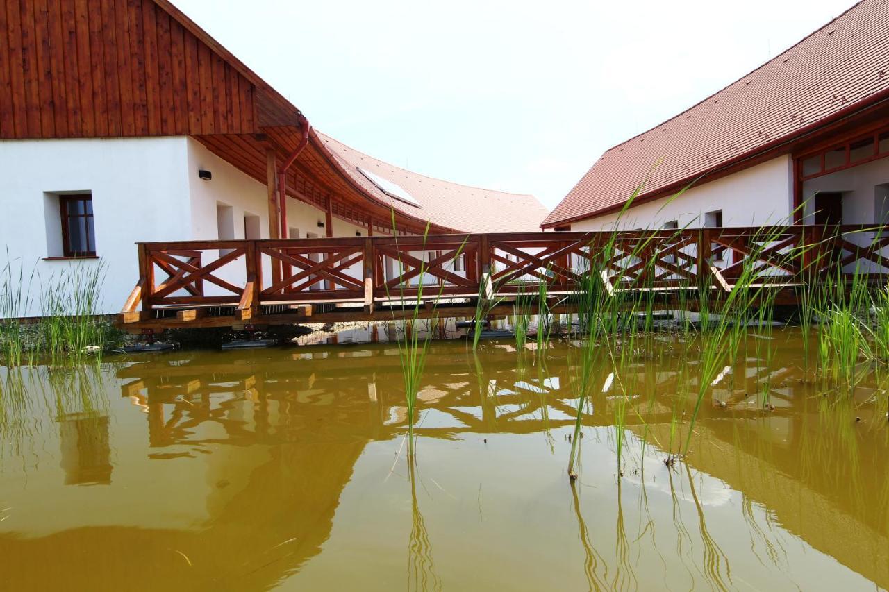 Balmazújváros Bibic Nature Lodge מראה חיצוני תמונה